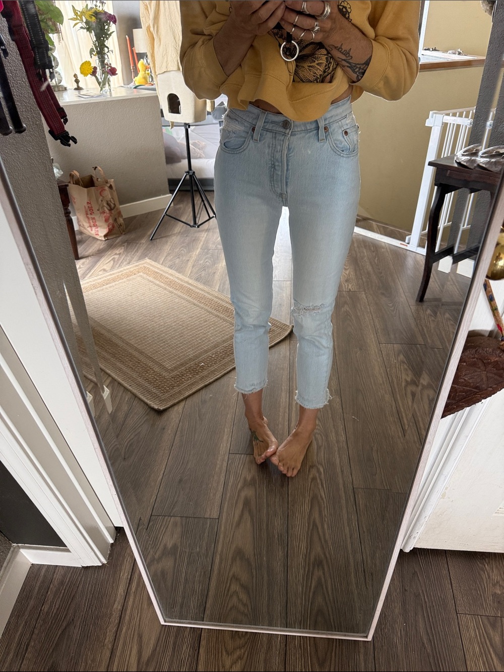 Levi’s 502 jeans light wash